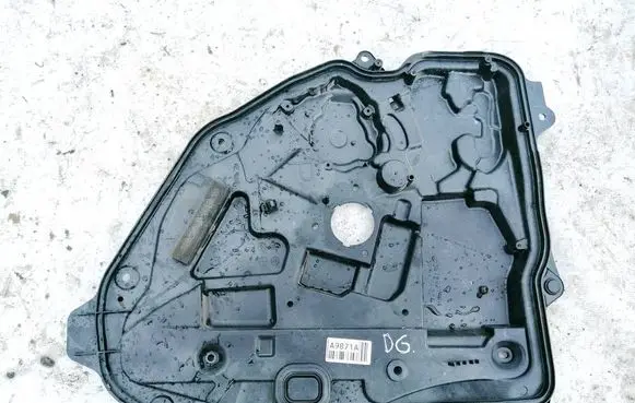 Mazda 5 Front door electric window regulator c2357297x
