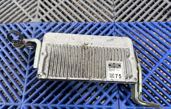 Toyota Auris E180 Engine control unit/module 896610Z750