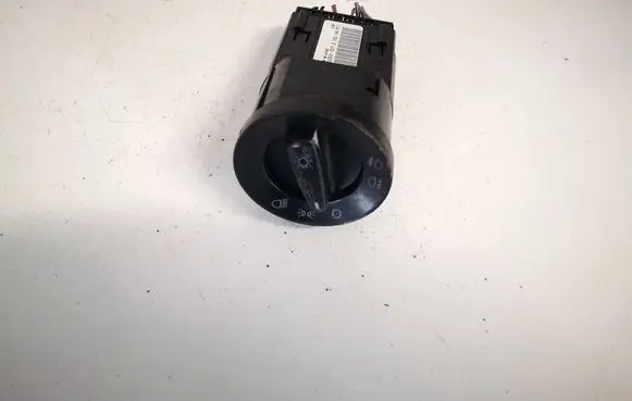 Light switch