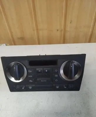 Audi A3 S3 8P Climate control unit 8P0820043AH