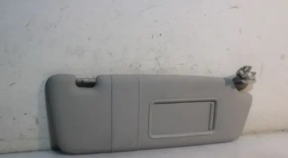 Audi A3 S3 8P Sun visor clip/hook/bracket 