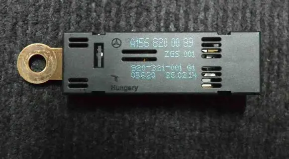 Mercedes-Benz B W246 W242 Aerial antenna amplifier A1568200089
