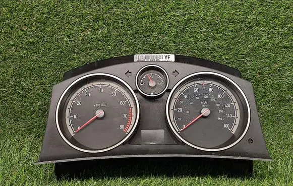 Opel Zafira B Speedometer (instrument cluster) 13309005 SW7655