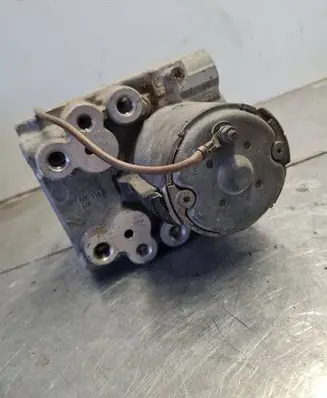 Volkswagen Transporter - Caravelle T4 ABS Pump 703907379A 6680122 0273004098