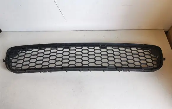 Volvo S80 Front bumper lower grill 30678421 30744113