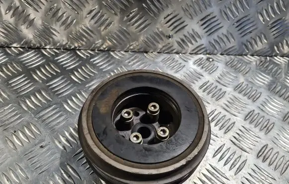 Seat Alhambra (Mk1) Crankshaft pulley 038105243