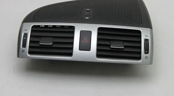 Toyota Avensis T270 Dash center air vent grill 5567005180