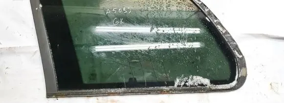 Volvo XC90 Rear side window