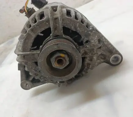 Toyota Avensis T250 Generator/alternator 0124325079 270600D140