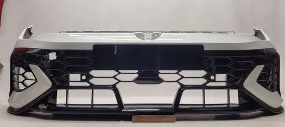 Volkswagen Golf VIII Front bumper 5H0807221R