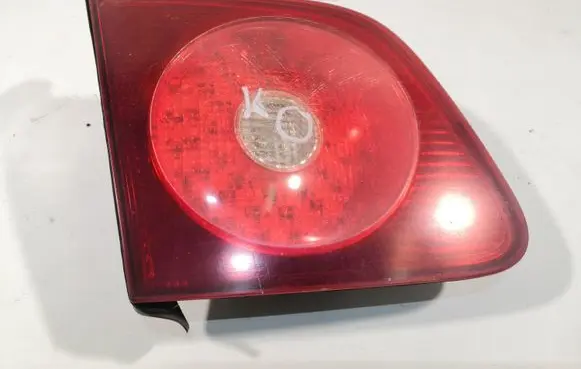 Volkswagen Phaeton Tailgate rear/tail lights 3D0945093B