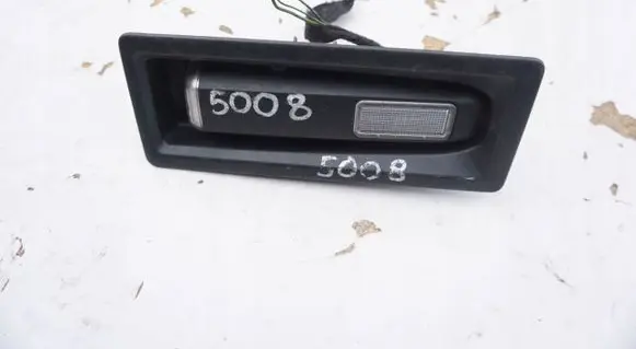 Peugeot 5008 Front seat light LAMPKAOWIETLENIA
