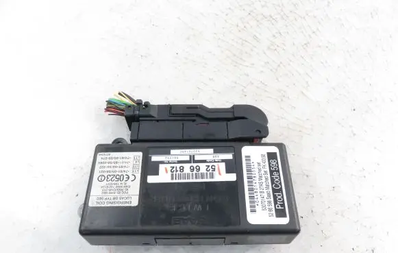 Saab 9-5 Central body control module 5266812
