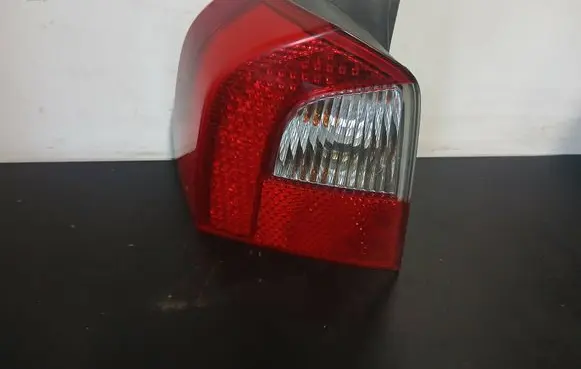 Volvo V70 Rear/tail lights 30698983