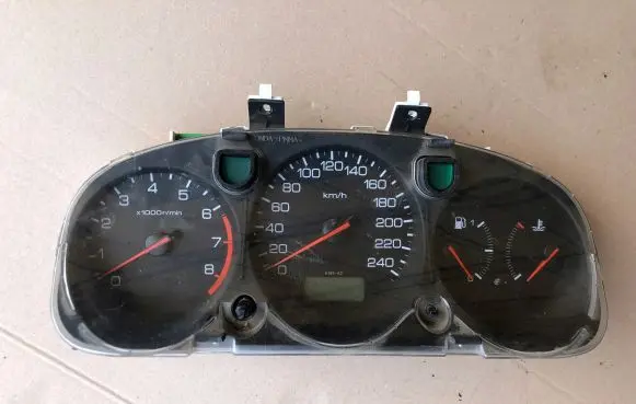Honda Accord Speedometer (instrument cluster) HR0251009