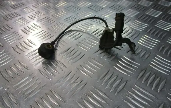 Opel Agila B Detonation knock sensor 0261231199