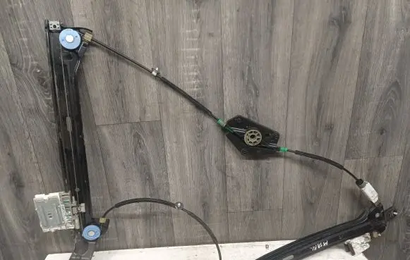 Audi A5 Sportback 8TA Front window lifting mechanism without motor