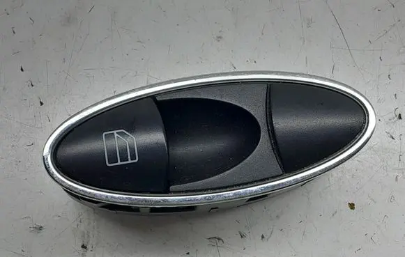 Mercedes-Benz E W211 Electric window control switch A2118219758