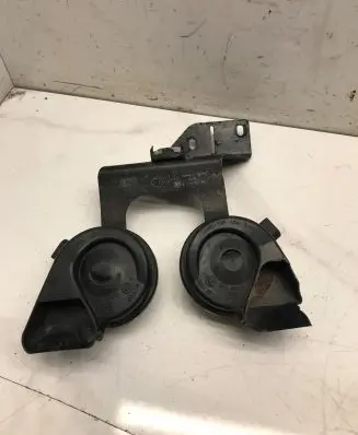 Audi A6 S6 C6 4F Horn signal 703881165 048580