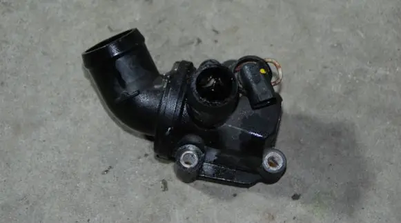 Mercedes-Benz A W169 Thermostat/thermostat housing 2006R