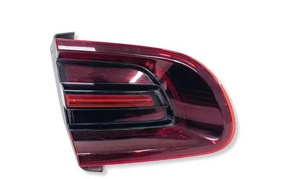 Porsche Macan (95B) Tailgate rear/tail lights 95B945093C