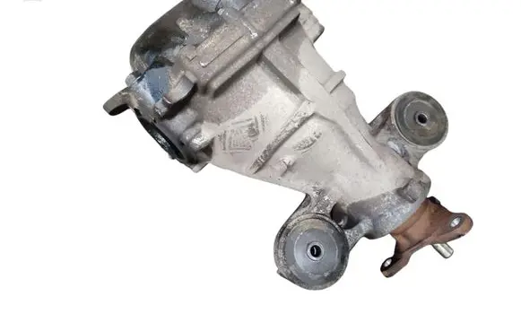 Infiniti Q50 Rear differential