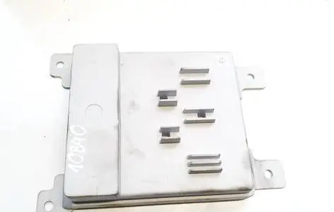 Ford Kuga III Sound amplifier pj6t18t806db
