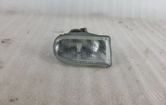 Renault Megane I Front fog light 7700425885 67743190