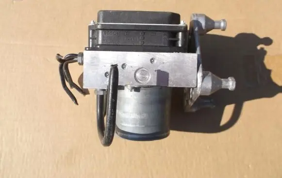 Mercedes-Benz E W212 ABS Pump A2124317012