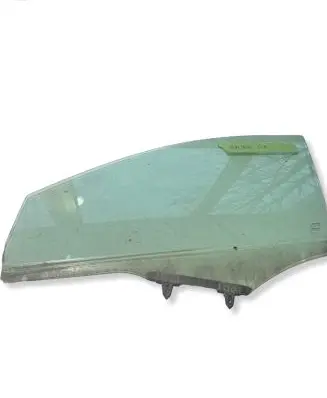 Renault Kadjar Front door window glass four-door 