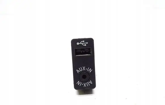 BMW 1 F20 F21 AUX in-socket connector 9229246