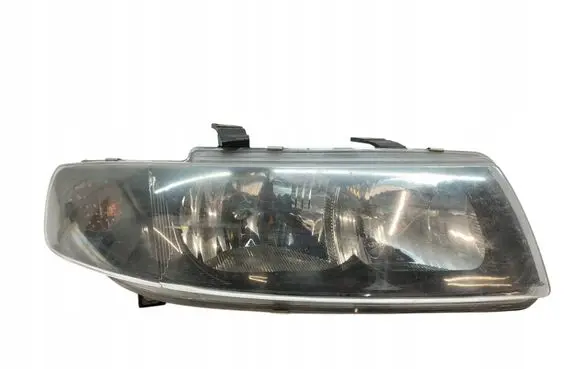 Seat Toledo II (1M) Headlight/headlamp 