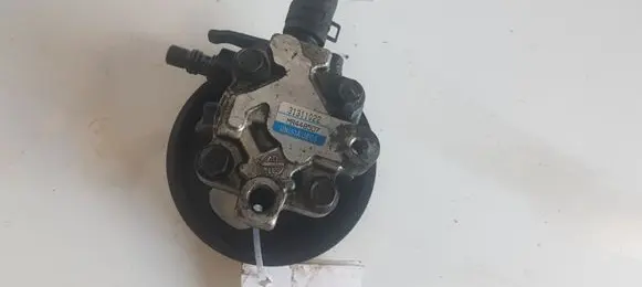 Mitsubishi Montero Power steering pump 31311022 MR448507