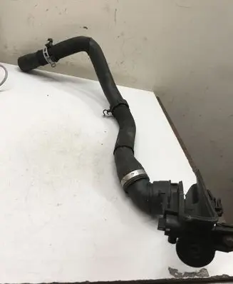 Ford Kuga I Engine coolant pipe/hose AV418260AC
