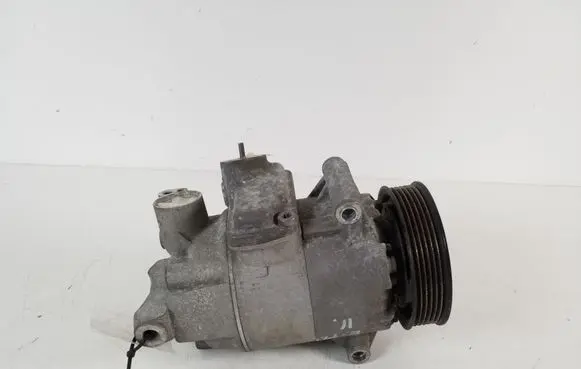 Volkswagen Caddy Air conditioning (A/C) compressor (pump) 5N0820803E