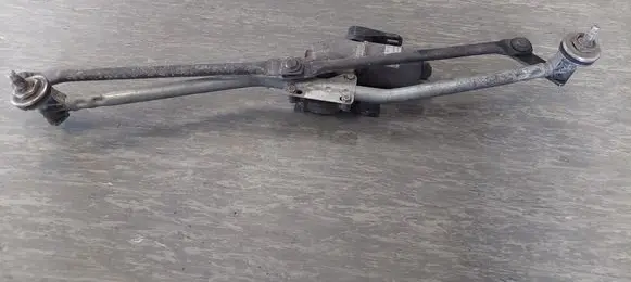 Mercedes-Benz Sprinter W906 Front wiper linkage and motor A9068200040