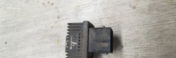 Renault Laguna III Glow plug pre-heat relay 9640469680