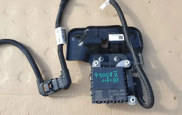 Peugeot 5008 II Distronic sensor radar 9855778480 D230954677