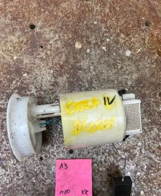 Volkswagen Golf IV Fuel level sensor 2208060051 1J0919183D