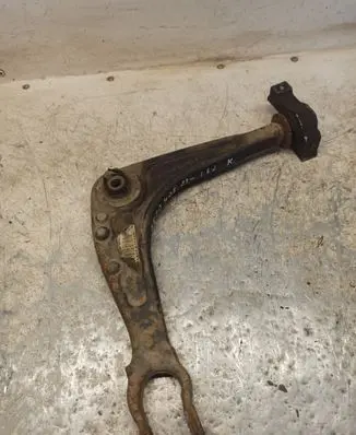 Peugeot 407 Front lower control arm/wishbone