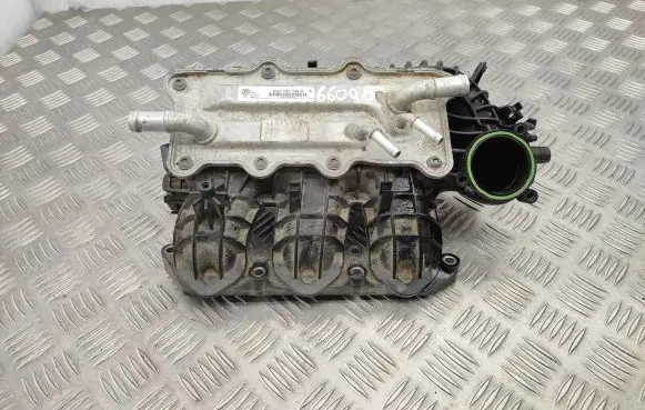 Volkswagen Golf VII Intake manifold 04C145749A 04C129711D 04C129709D