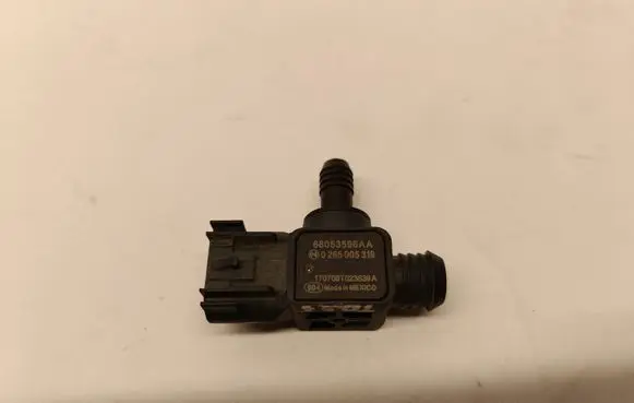 Dodge RAM 1500 DS Engine mount vacuum valve 68053596AA