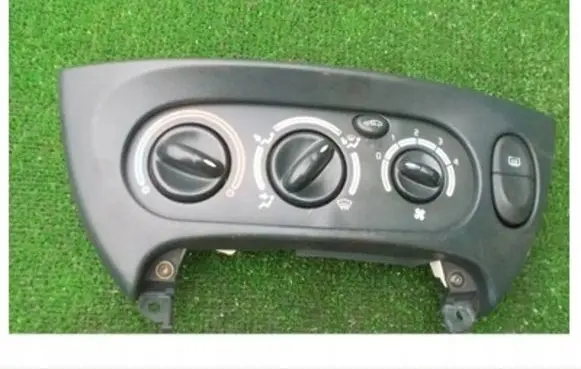 Renault Megane I Climate control unit