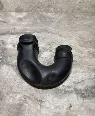 Skoda Octavia Mk2 (1Z) Air intake duct part 1K0129618AN
