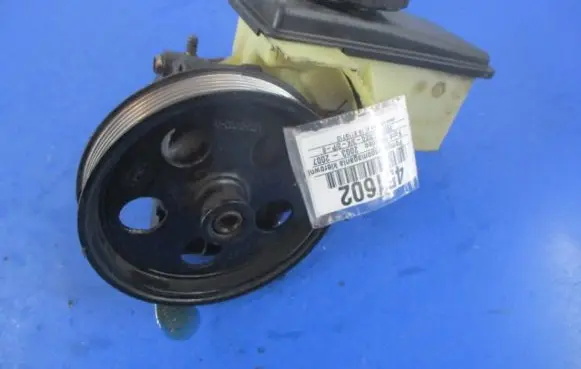 Ford Mondeo Mk III Power steering pump 1S7C-3R700-AC