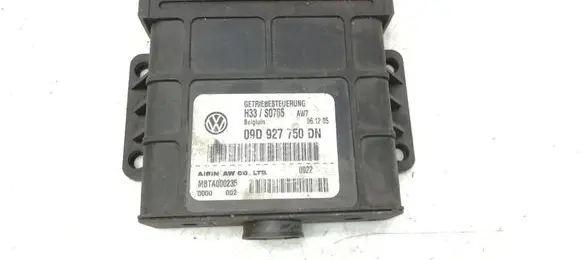 Volkswagen Touareg I Gearbox control unit/module 09D927750DN H33S0765 MBTA000235