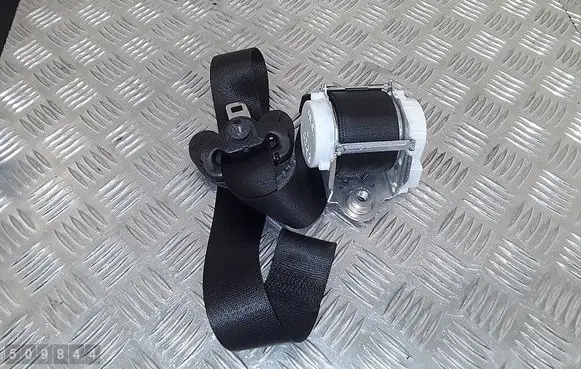 Front seatbelt