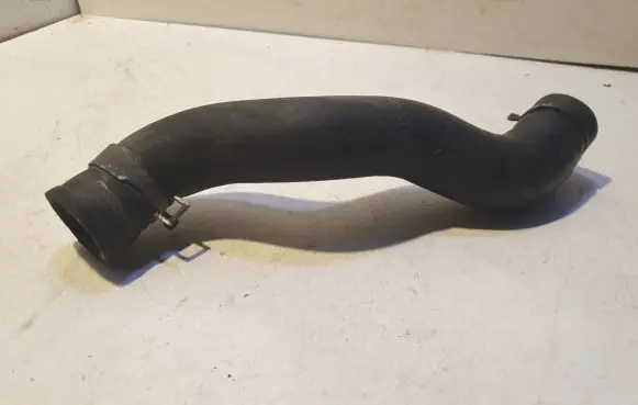 Nissan X-Trail T30 Engine coolant pipe/hose