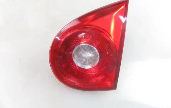 Volkswagen Golf V Rear/tail lights 1K6945094E