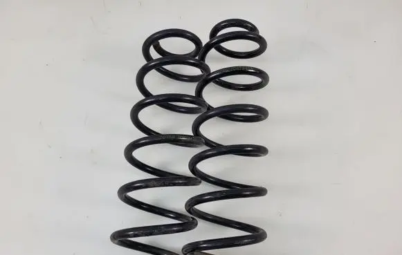 Volkswagen Golf VII Rear coil spring T0878455